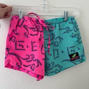 Gecko Hawaii  Unisex Split Petro Retro Beach Runner Shorts Small
